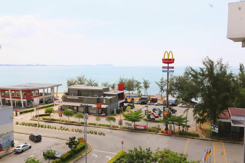 Pd D'Wharf Premium Suite - Full Seaview Port Dickson Exterior photo